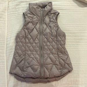 Athleta women’s vest size medium